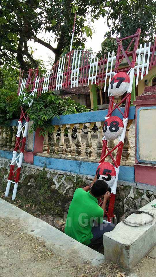 Berbagai Contoh Gapura Agustusan Unik Dan Sederhana Dari Bambu Kangjamal Com