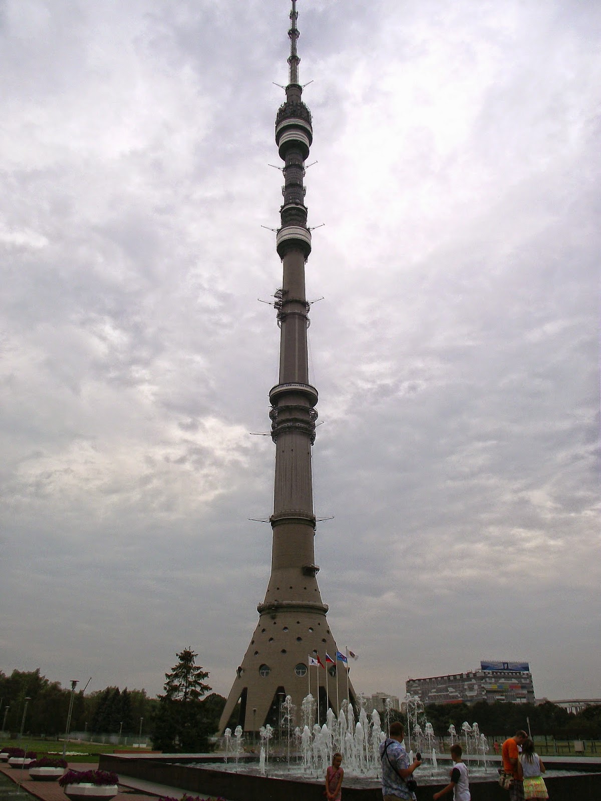 Высота останкинской башни. Останкинская телебашня высота. Останкинская телебашня высота 337 метров. Останкинская телебашня 540 метров.
