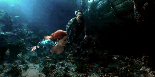 Resultado de imagem para aquaman gif