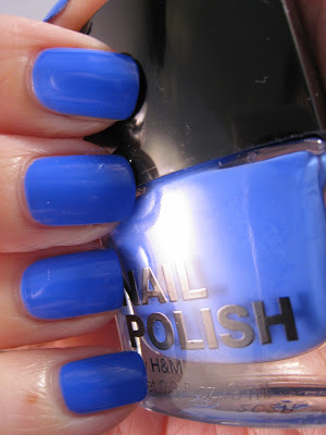 H&M-Blue-My-Mind-nail-polish
