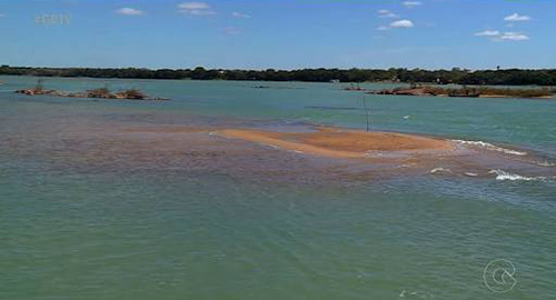 Professores foram parar no hospital após sofrerem acidente de barco no Rio São Francisco em Petrolina Professores foram parar no hospital após sofrerem acidente de barco no Rio São Francisco em Petrolina