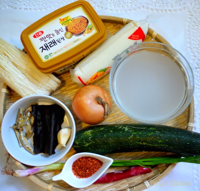 Korean Bean Paste Stew (Doenjang Jjigae) Food recipes