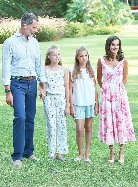 Princess Leonor wore Mango floral print top and trousers, Queen Letizia wore a pink floral print v-neck summer dress