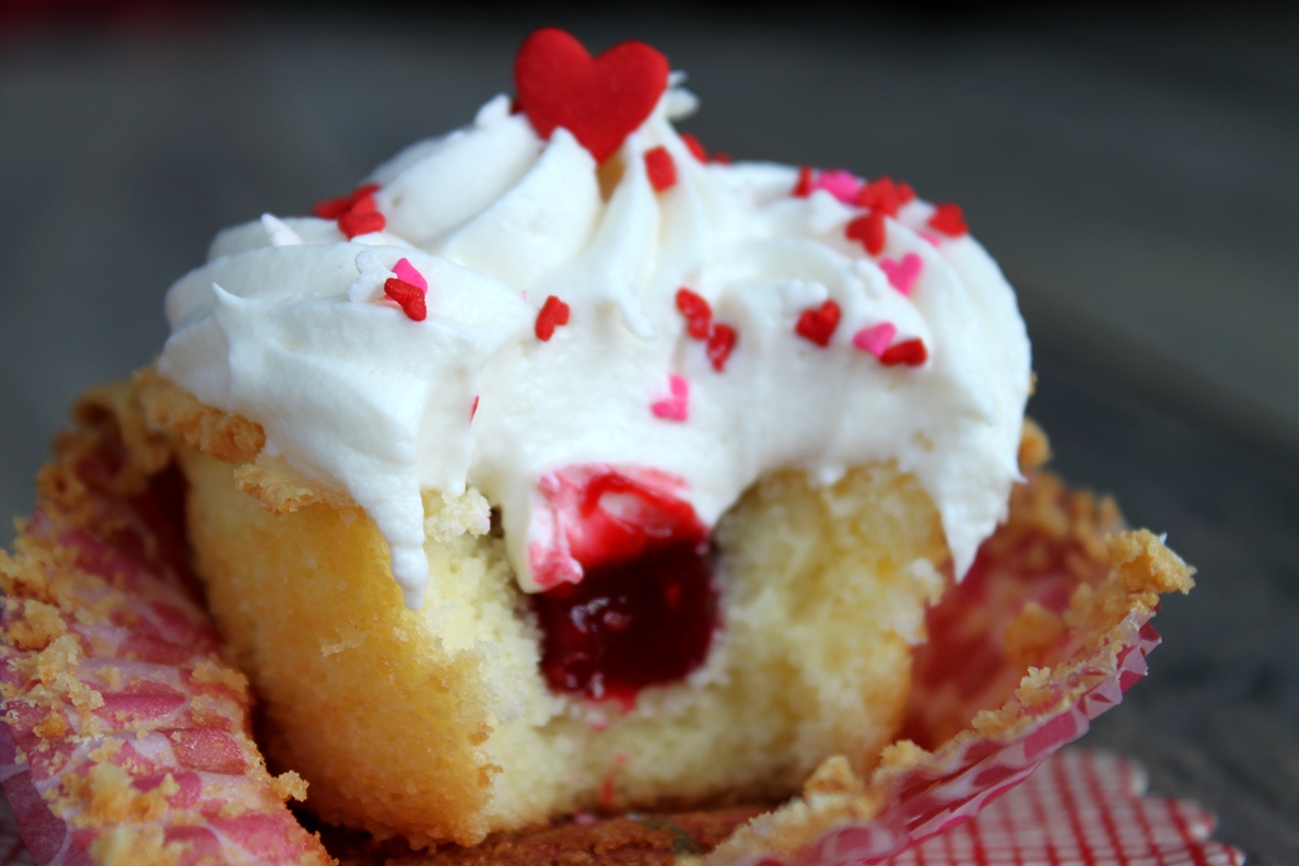 Apple Cake With Cream Cheese Filling Apple Cake With Cream Cheese Filling