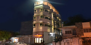 Dayal Hotel