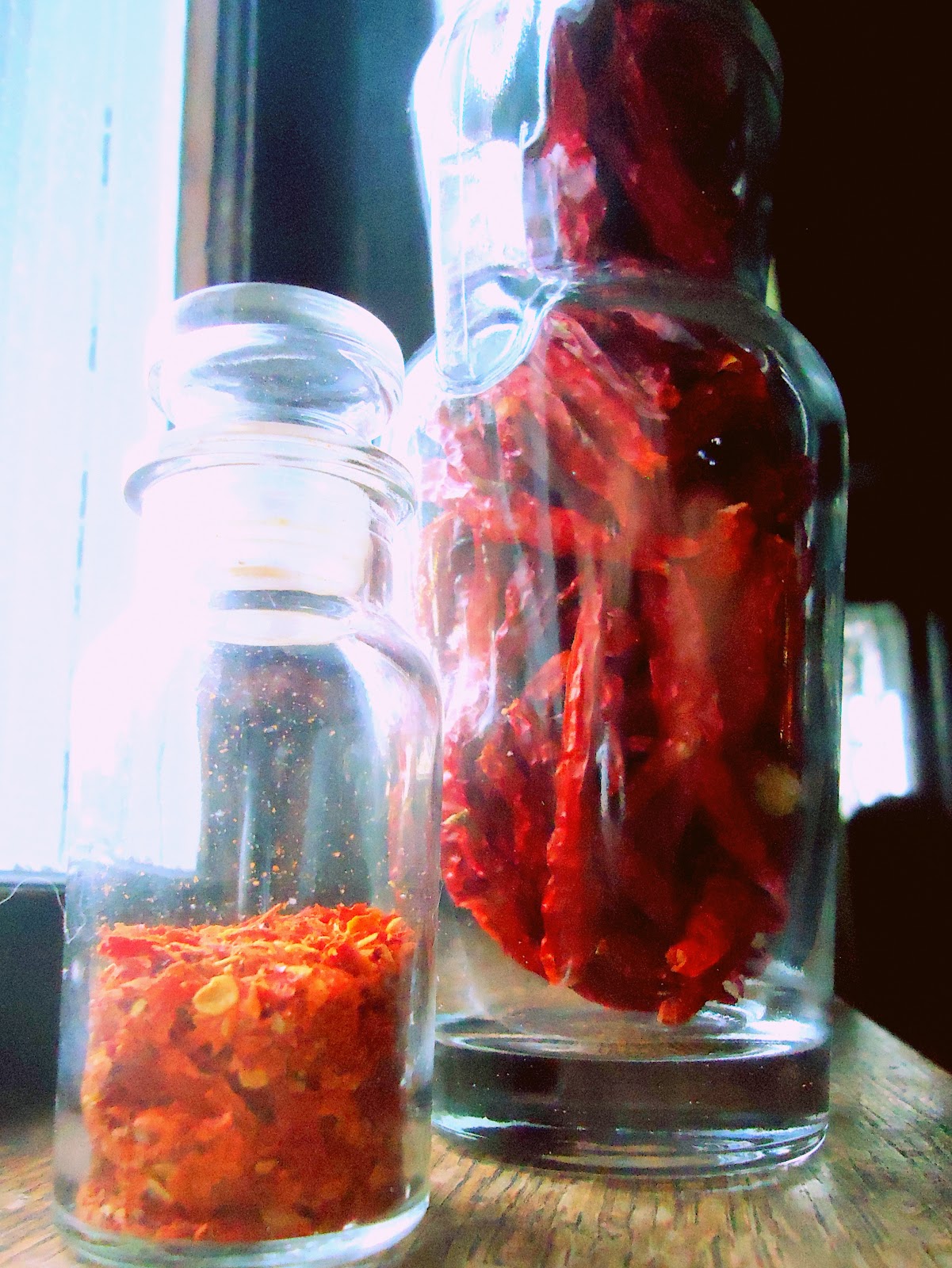 KareWares Homedried Thai chili peppers