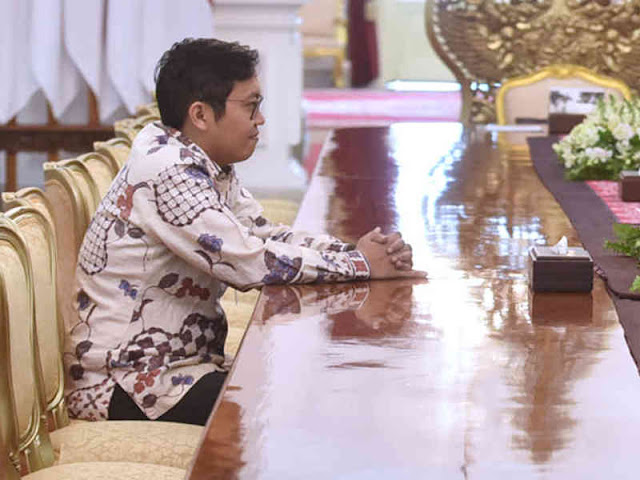 Temui Jokowi, Achmad Zaky Ungkap Pengembangan Bukalapak Temui Jokowi, Achmad Zaky Ungkap Pengembangan Bukalapak
