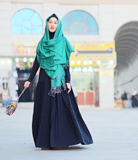Gamis Syar'i Dian Pelangi Model Terbaru Untuk Lebaran Inilah Koleksi Baju Terbaru Dian Pelangi Untuk Lebaran Tahun Ini