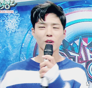 박보검 뮤뱅 출근길 + | 인스티즈