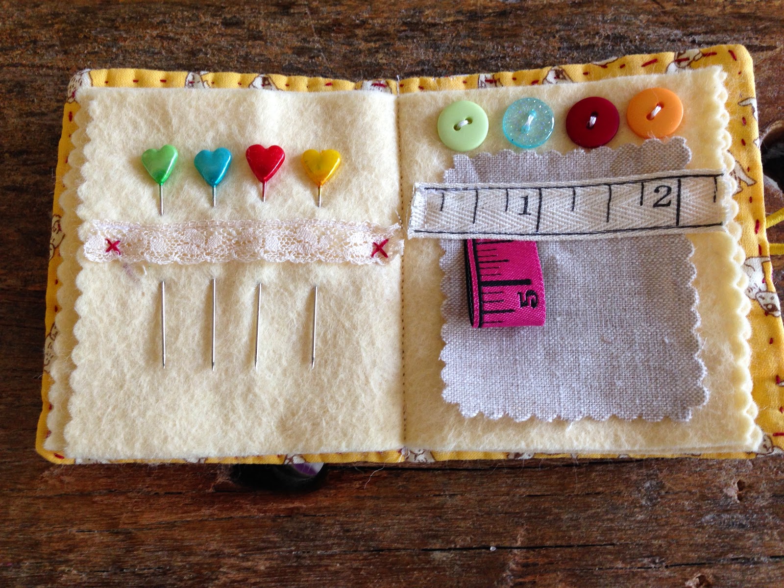 dream-quilt-create-needle-book-with-tutorial-link