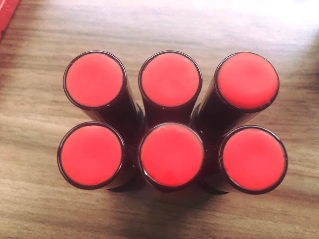 Son Dưỡng Có Màu Tinted Lip Balm 100% Natural 