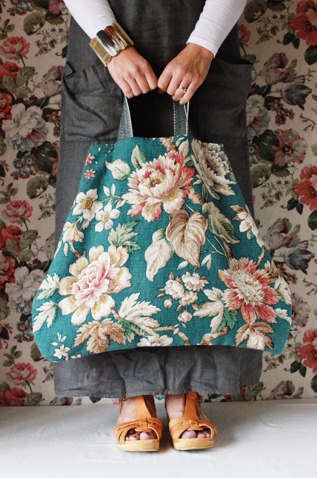 the linen garden: Bags of Floral Love - Collection 2