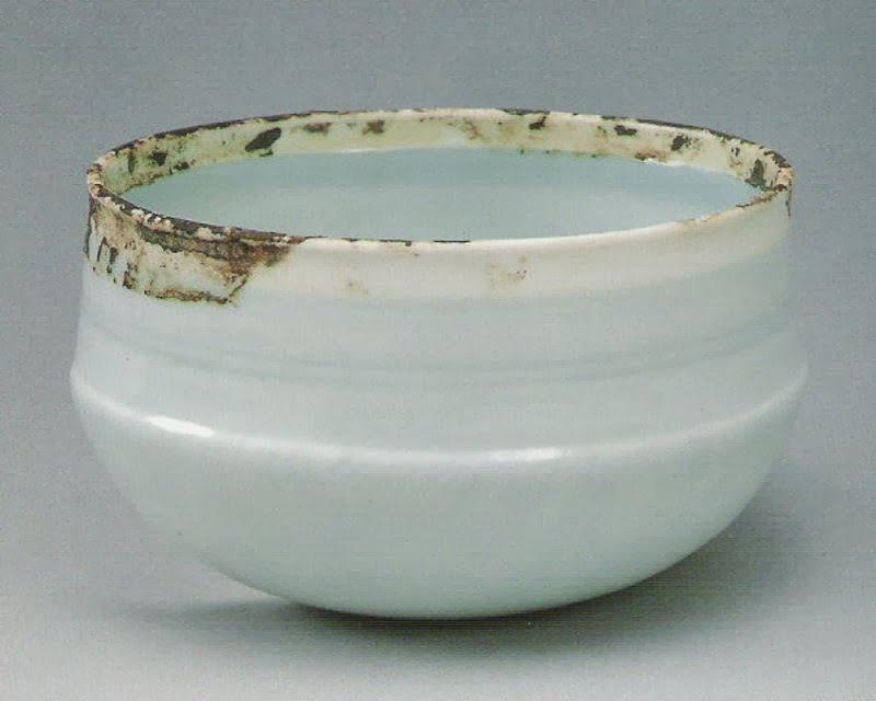 五代十国時代越窯青磁花紋古磁執壺-