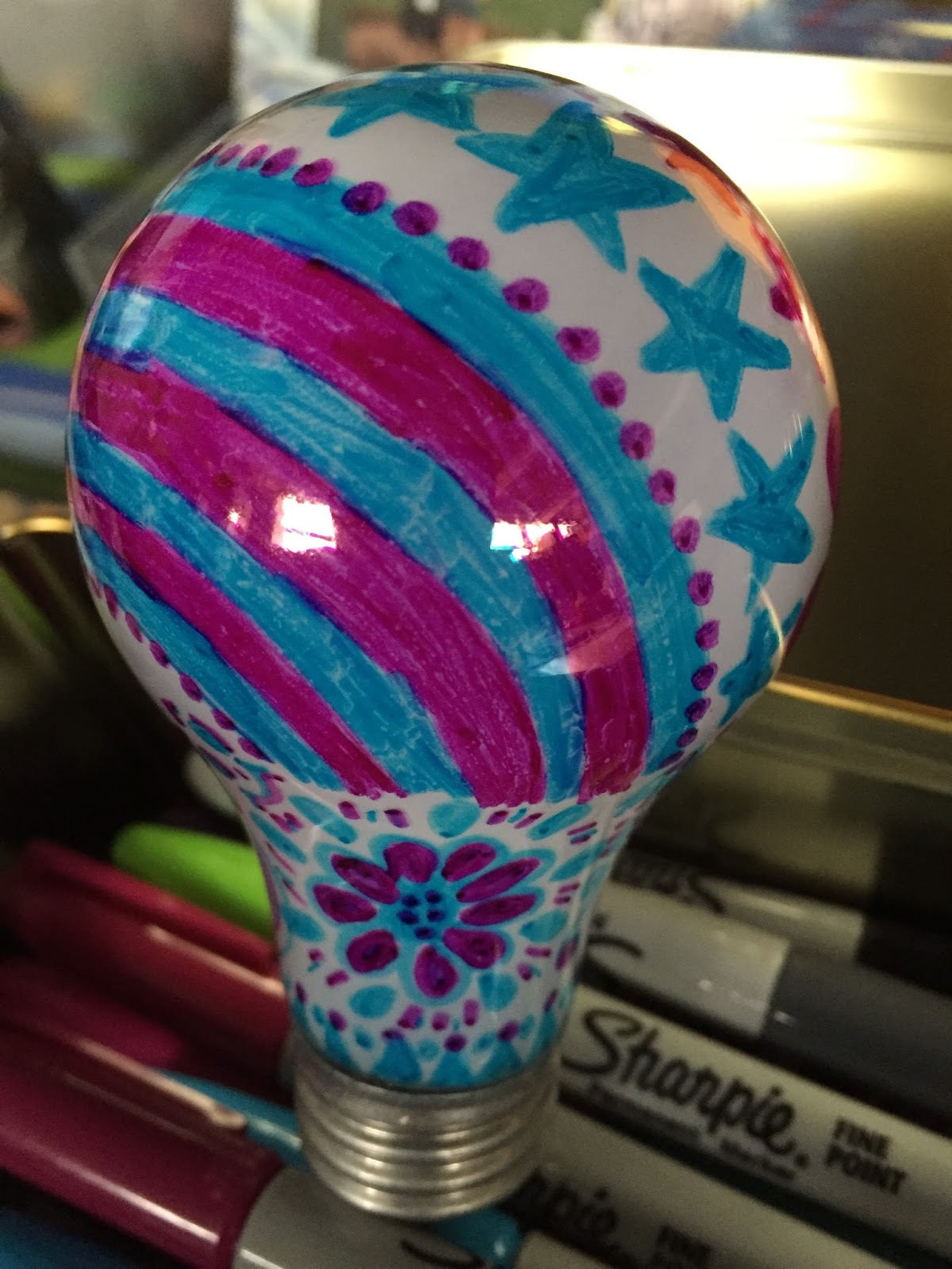 I Heart Art Sharpie Light Bulb Designs