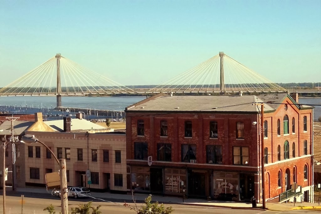 The Haunted Antique Shop / VaVoom Vintage Vintage Fashion, Hair