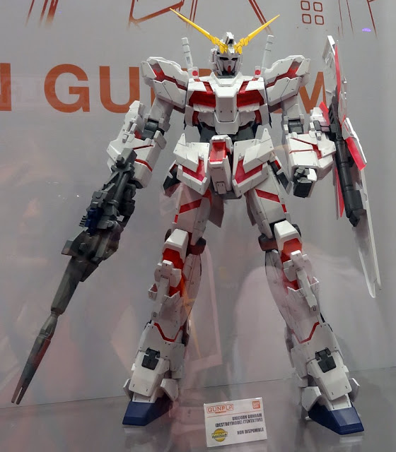 Unicorn Gundam Megasize 1/48 Paris Japan Expo 2017