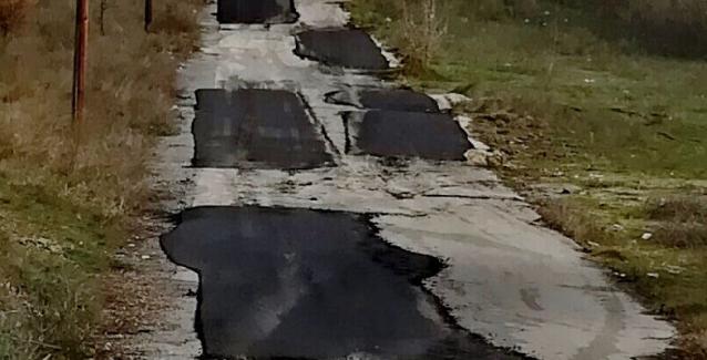 «Μπαλώματα» και κακοτεχνίες σε δρόμους της Κοζάνης «Μπαλώματα» και κακοτεχνίες σε δρόμους της Κοζάνης