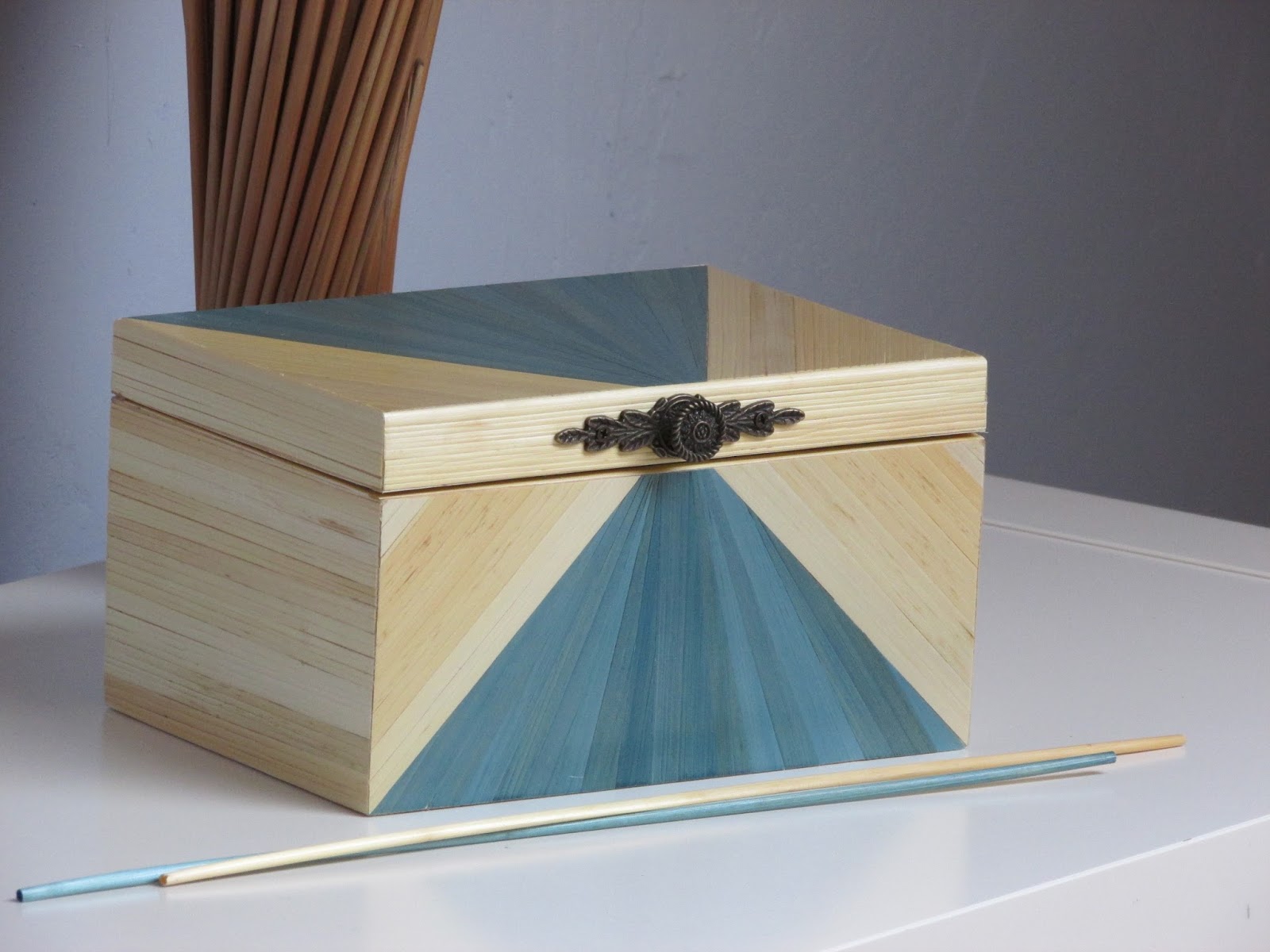Lapaillendeco Coffret à bijoux décoré en marqueterie de