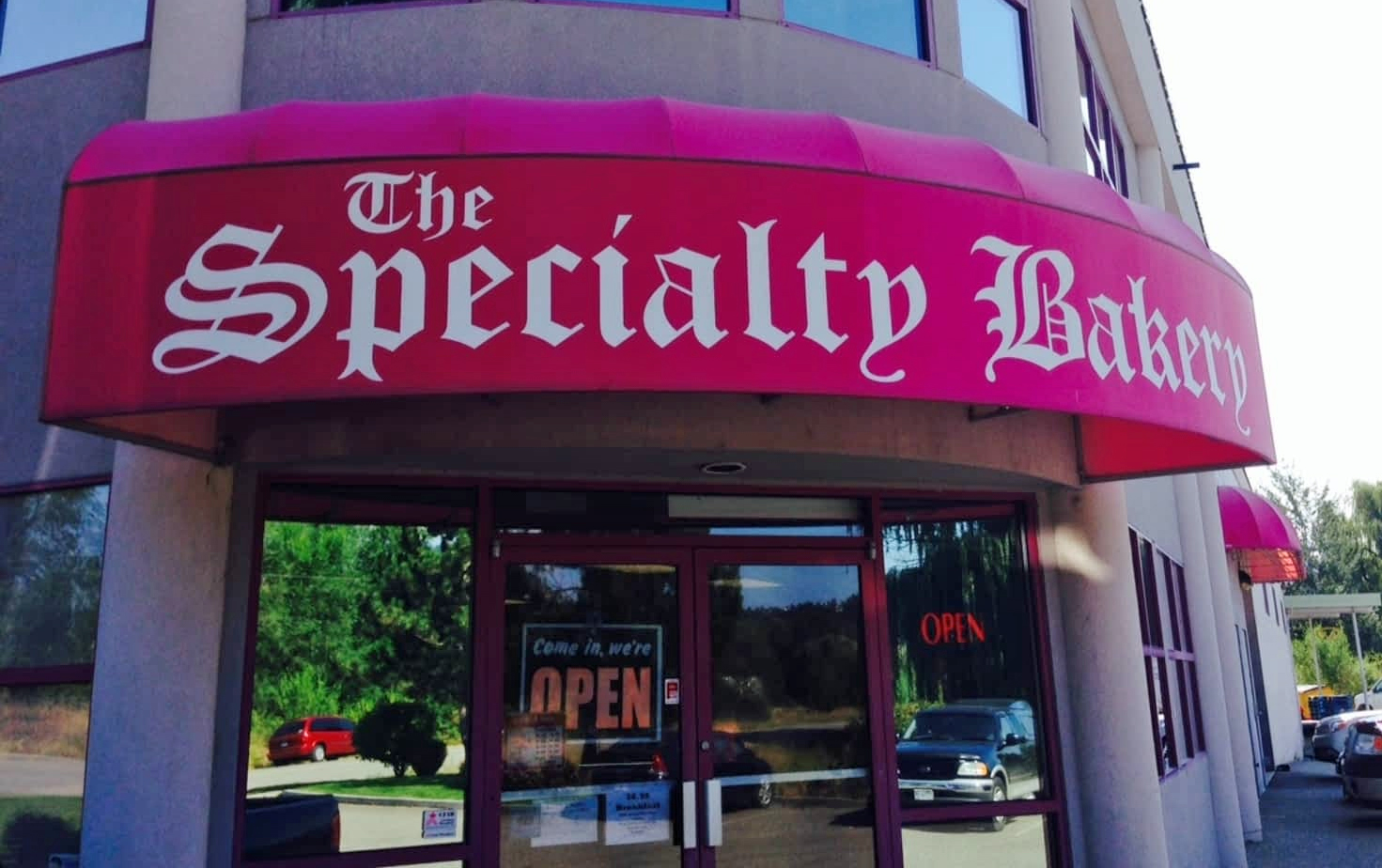 Mimi's Cake Tour Specialty Bakery