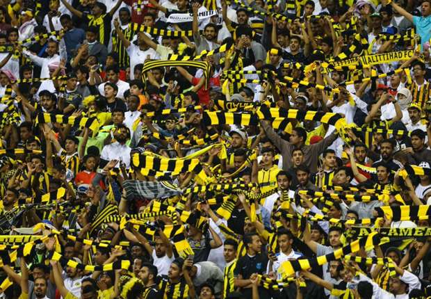 الفيفا يفرض عقوبات جديدة على نادي اتحاد جدة السعودي ونجاة كهربا من العقوبة
