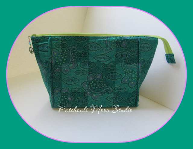 Patchouli Moon Studio~Fine & Dandy Zipper Pouch