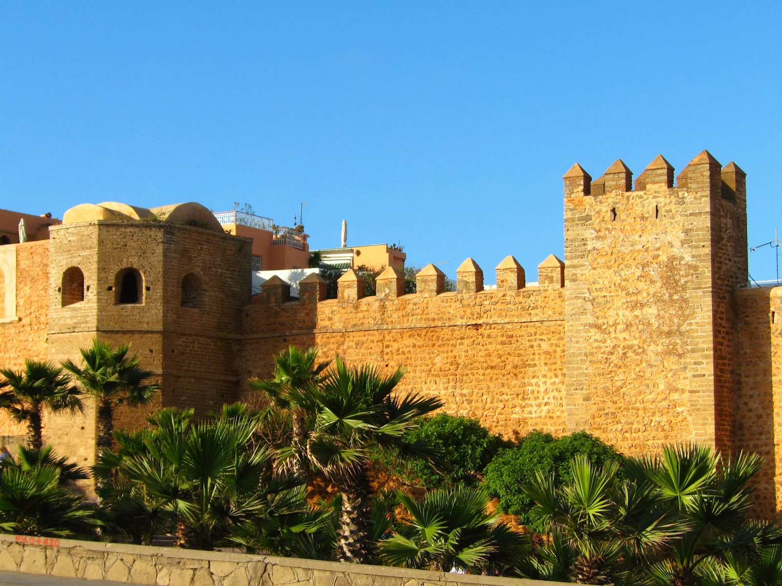 viva-la-voyage-the-people-and-sights-of-the-old-kasbah-in-rabat-morocco