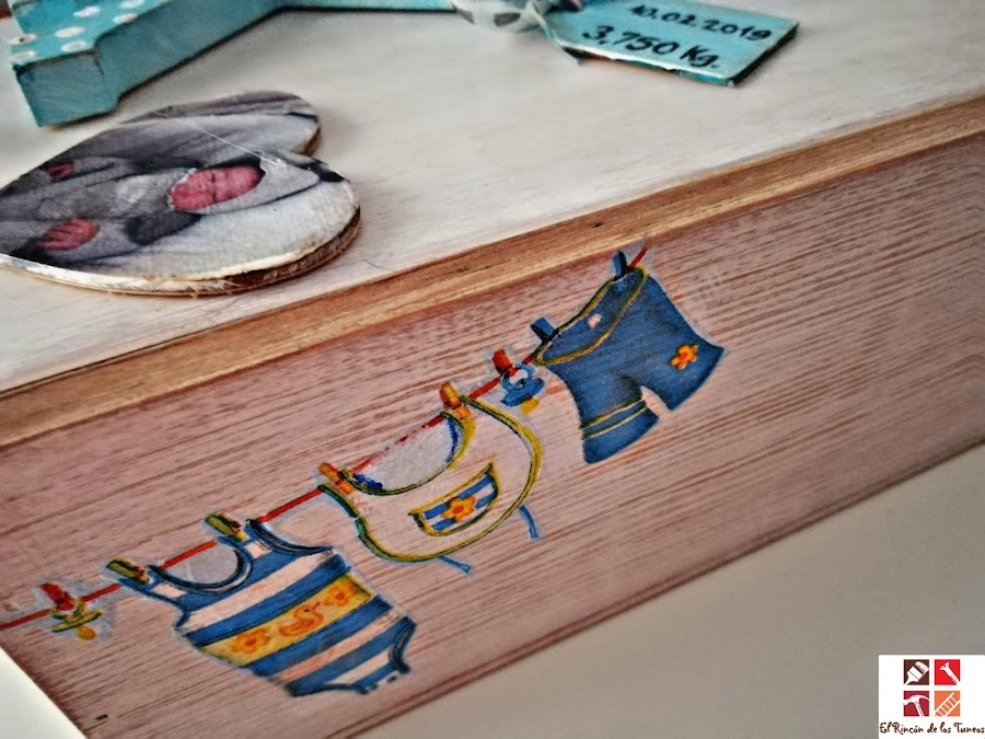 caja de vino con decoupage