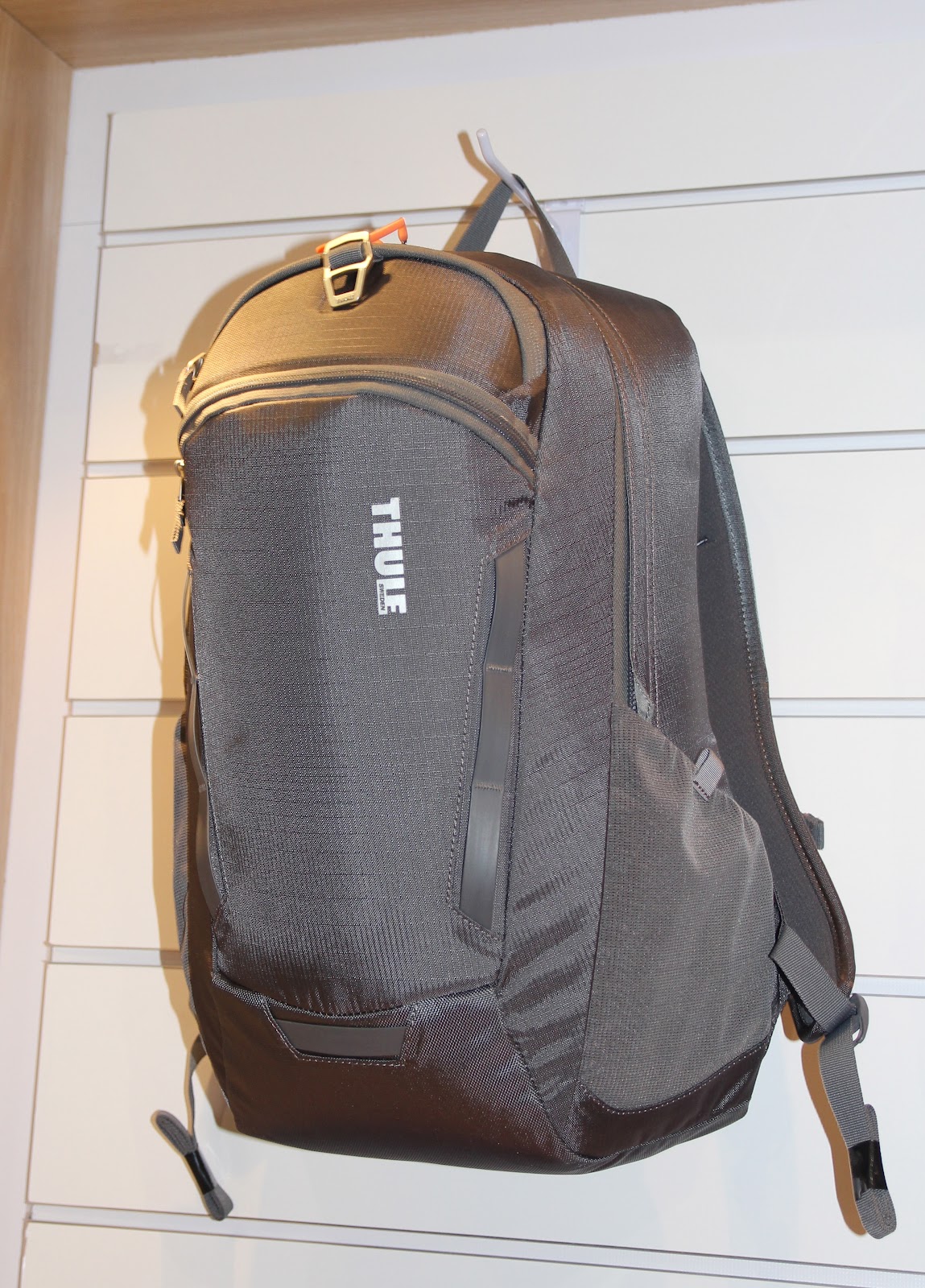 Color : B JINGB Retro Solid Color Ladies Backpack National Style Abrasion Resistant Waterproof Breathable Bag