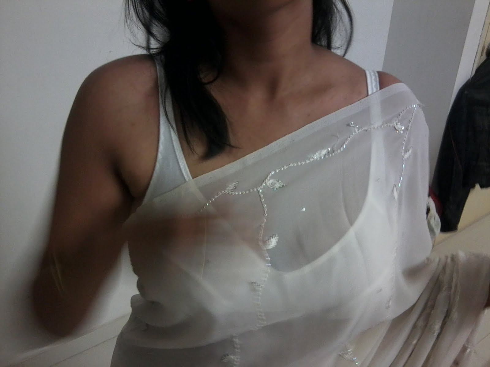 Hot Aunty Blouse Bra Photo - Long Blouse With Pants - freehdx. 