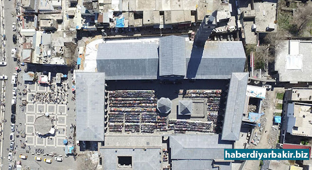 Porticos found in Diyarbakır Grand Mosque belonging to the Roman period DIYARBAKIR-In the restoration work carried out in the historical Grand Mosque located in Sur province of Diyarbakır, there were 3 separate porticos and remains belonging to the Roman period of 500 years before Islam.