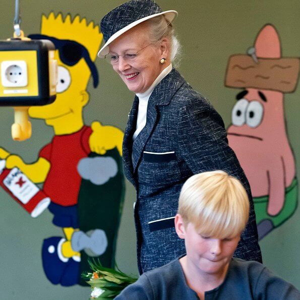 Queen Margrethe II visited Risum Danish School in South Schleswig. The Queen attended a farewell reception at Flensburg House