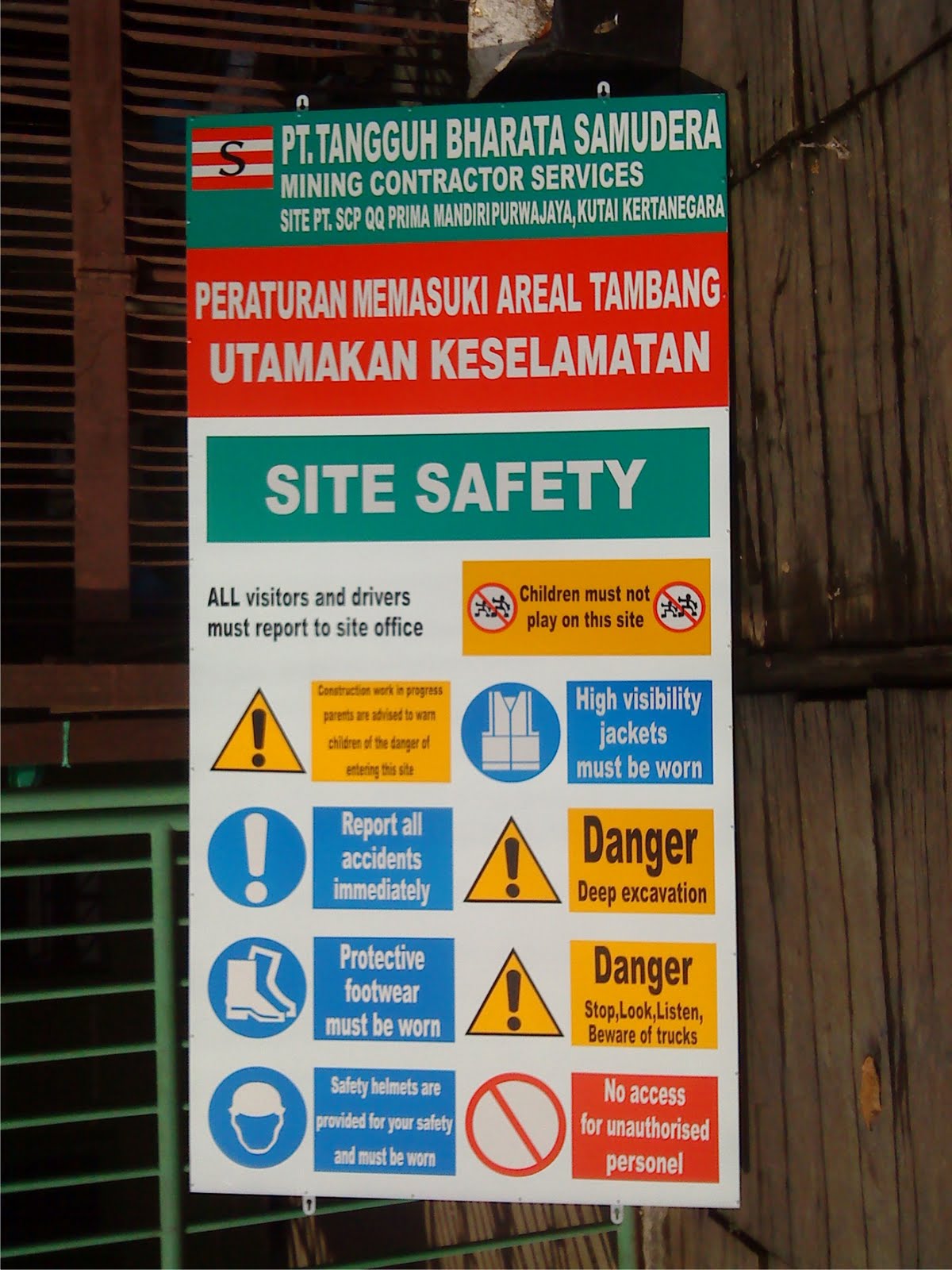 Percetakan Luthfi Grafika Samarinda Pusat Pembuatan Safety Sign Board Samarinda