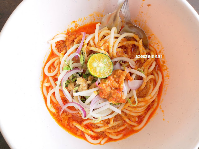 7 Kauthar Cafe in Setia Tropika. One of JB's Best Laksa Johor 7 Kauthar Cafe in Setia Tropika. One of JB's Best Laksa Johor