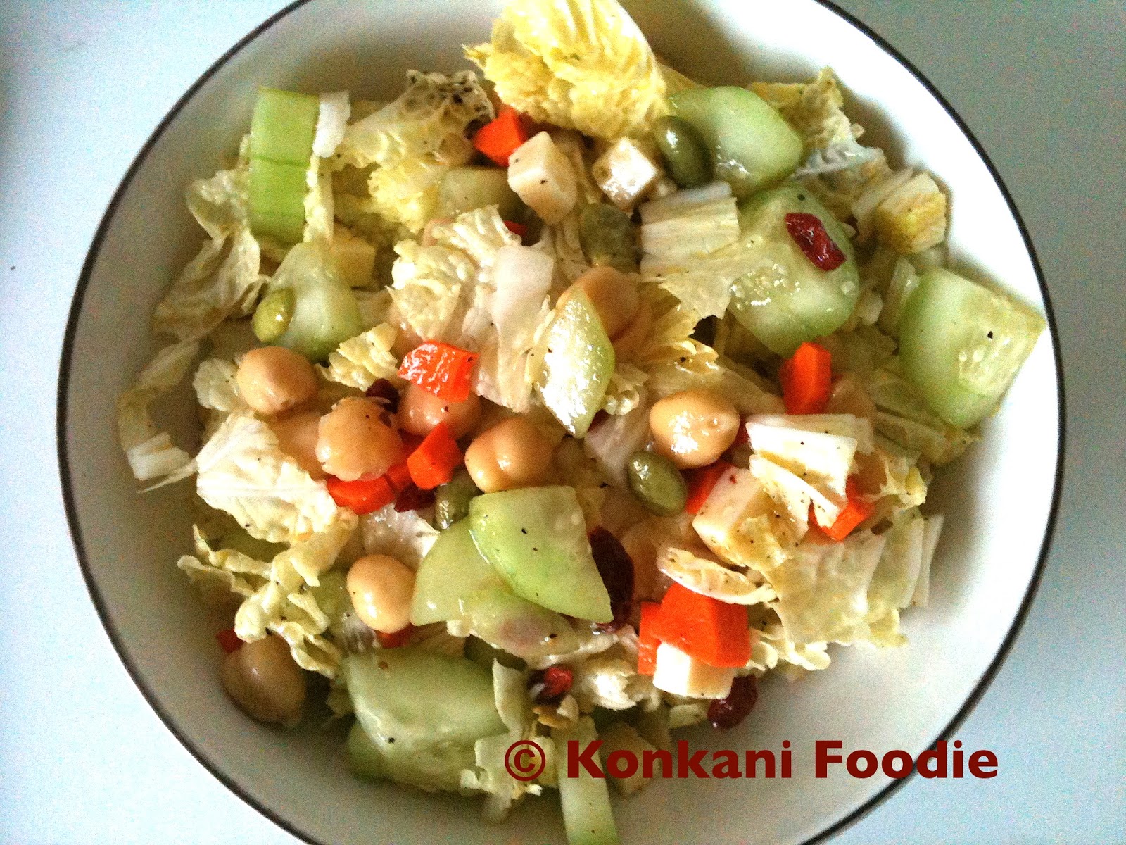 Easy peasy romaine lettuce salad Konkani Foodie: Romaine Lettuce Salad with Goji Berries and Roasted