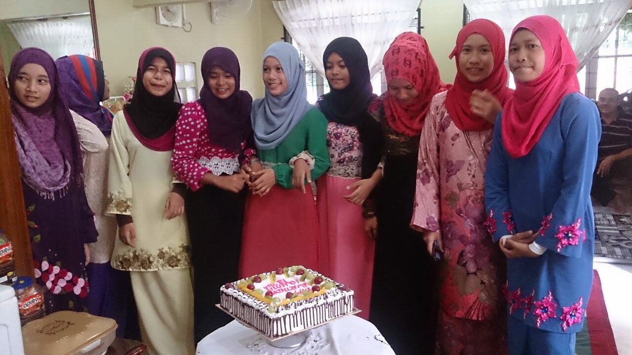 Doa Sambutan Hari Lahir - Sambutan Hari Lahir di Kediaman Peribadi