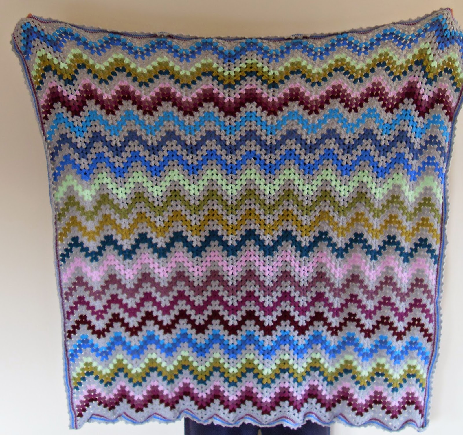 crafting-life-in-eire-crochet-granny-chevron-blanket-tadah