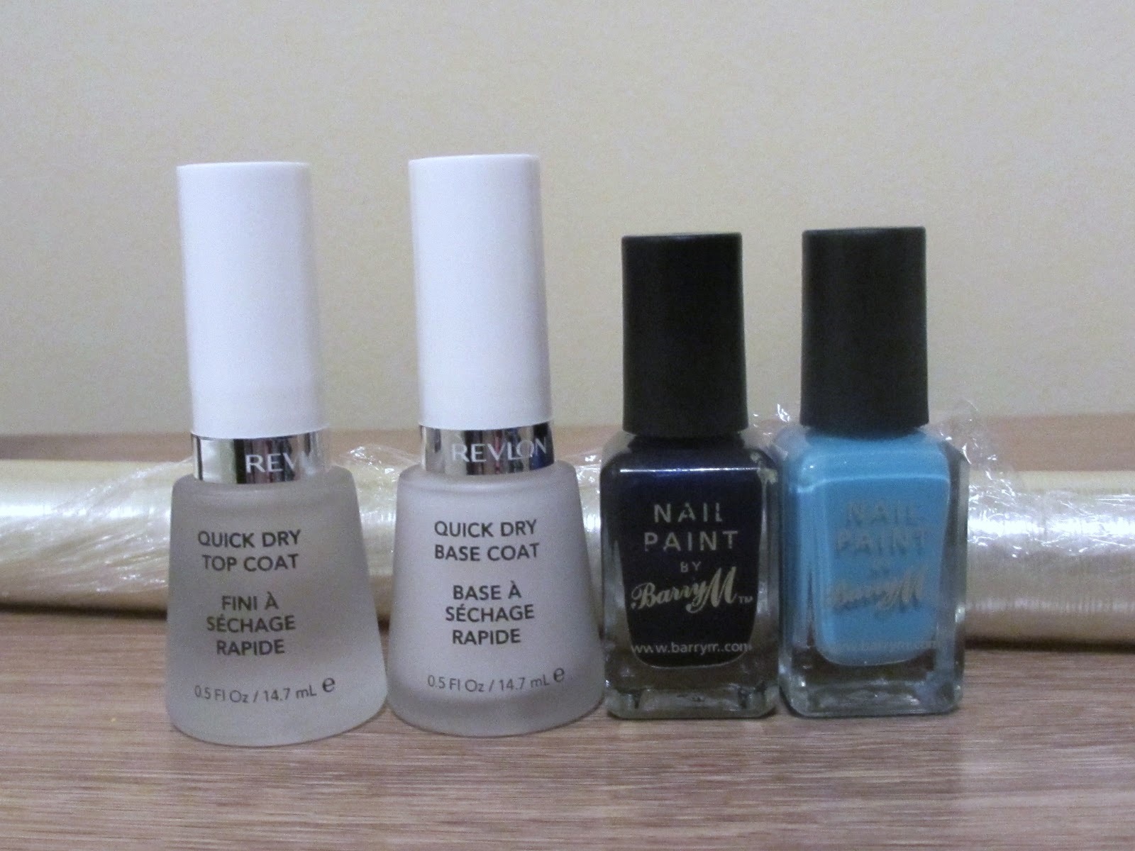 A little bit of everything.... Cling Film Nail Art Tutorial