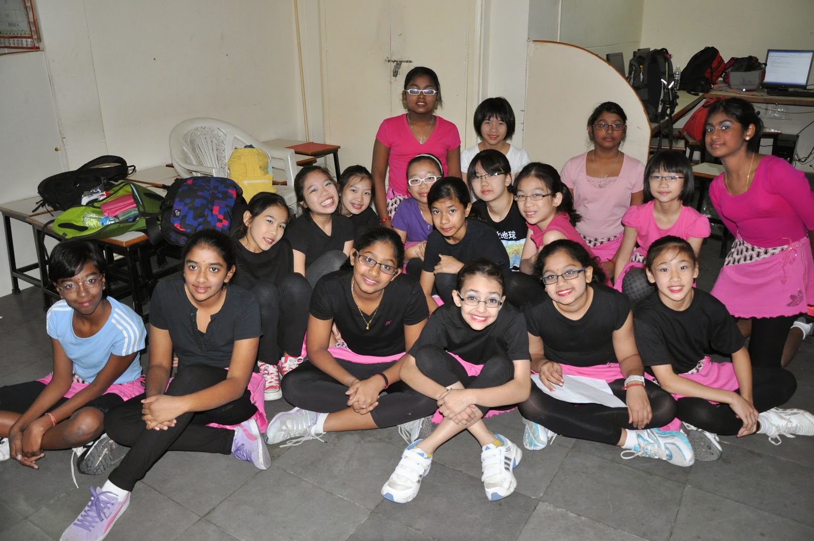 rgps-hyderabad-twinning-programme-22-nov-2011-visit-nasr-girls-school