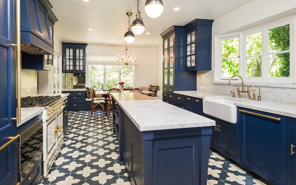 Eye For Design Blue And White Kitchens Classic And Trendy