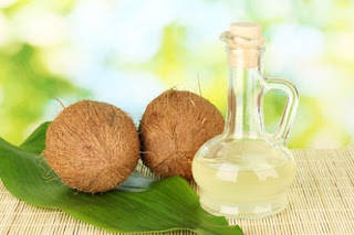 Cara Mengurangi Berat Badan Secara Alami dengan Khasiat dari Minyak Kelapa