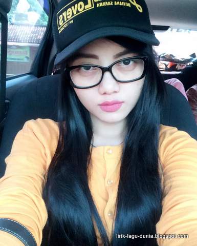 Deviana Safara - instagram Deviana Safara - instagram penyanyi dangdut