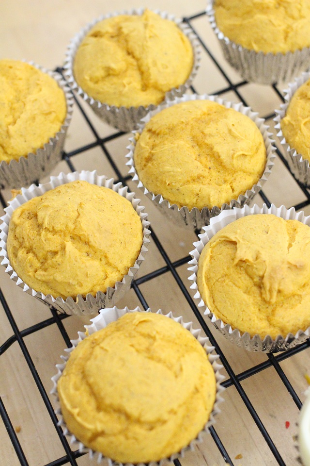 Pumpkin Spice Cupcakes with Eggnog Frosting Mama Loves Food