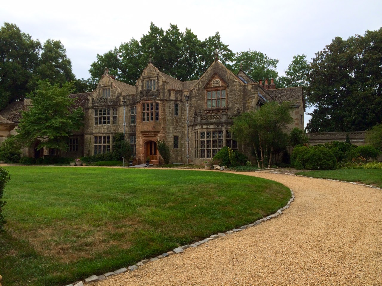 Pawstcards from Hampton Roads Windsor Farms, Richmond, VA