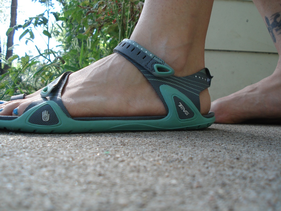 zero drop hiking sandals
