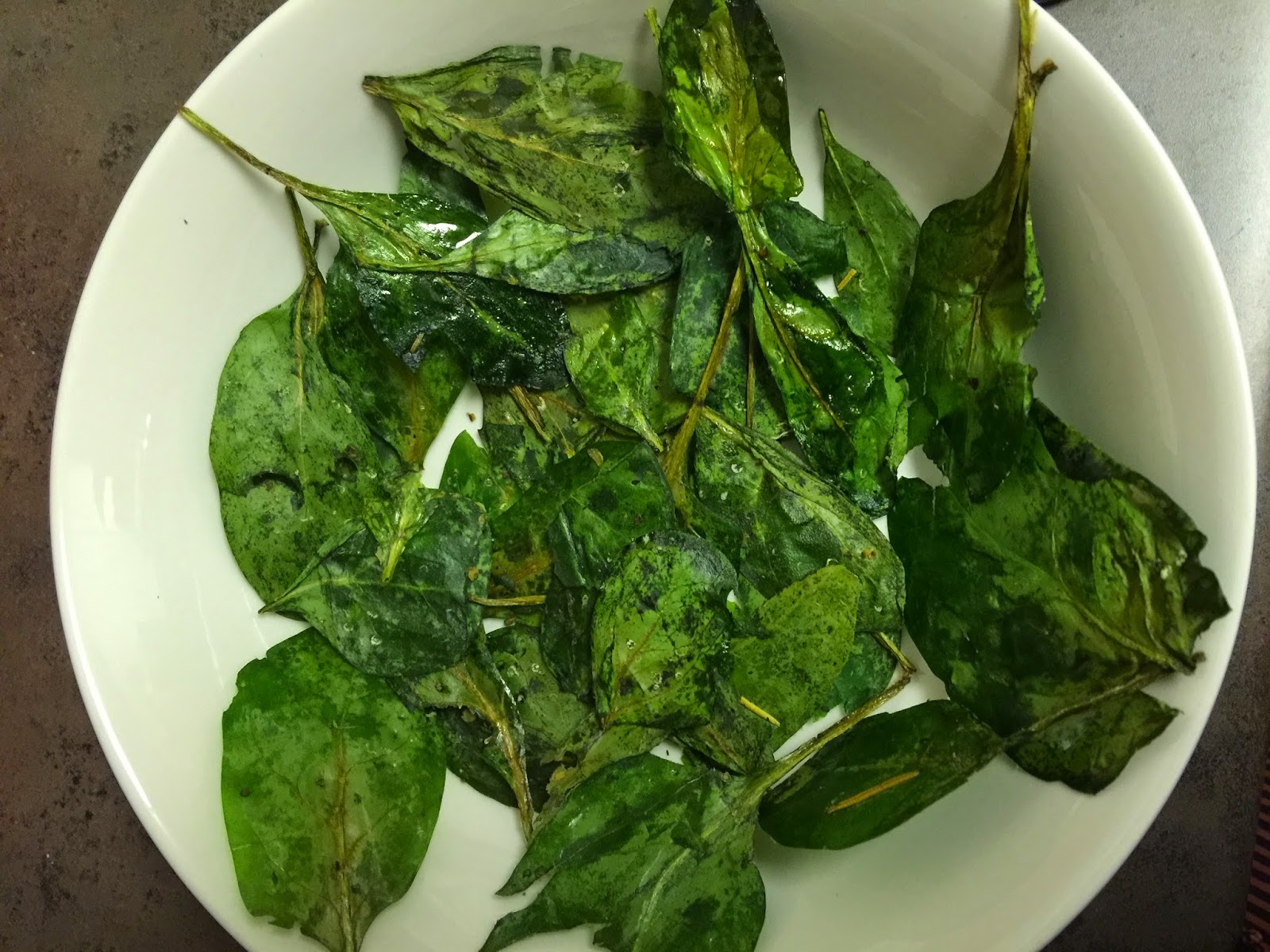 Sri's kitchen Spinach chips