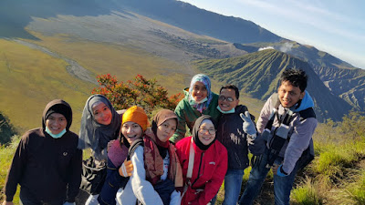 Paket Wisata Bromo Midnight Tour 12 Jam Paket Wisata Bromo Midnight Tour 12 Jam