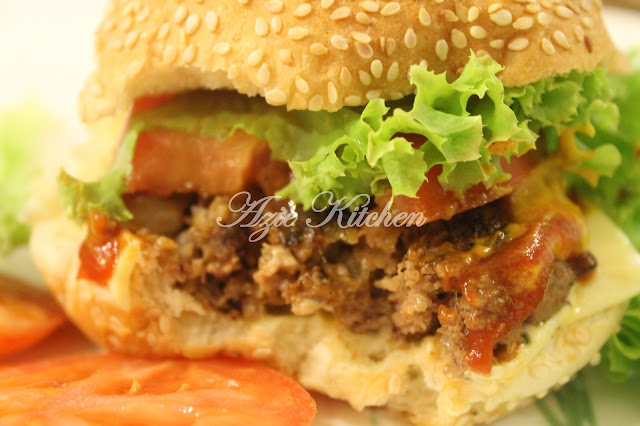 Nur Qaseh Homemade Beef Burger