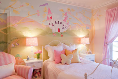 Màu hồng phấn là lựa chọn hàng đầu cho phòng ngủ của bé gái