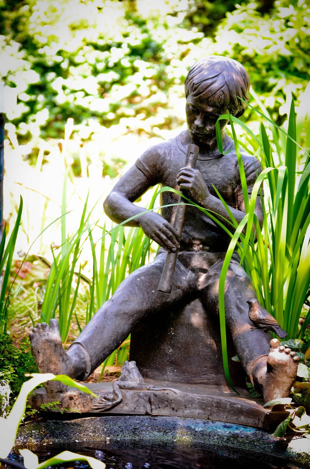 Savoring Servant Missouri Botanical Garden statuary