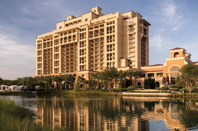 Four Seasons Orlando at Walt Disney World® Resort offers the perfect blend of elevated experiences and Disney offerings for family time, romance or special events. Experience luxury accommodations, fine dining and more surrounded by beautiful spa gardens, pools and the emerald golf greens.